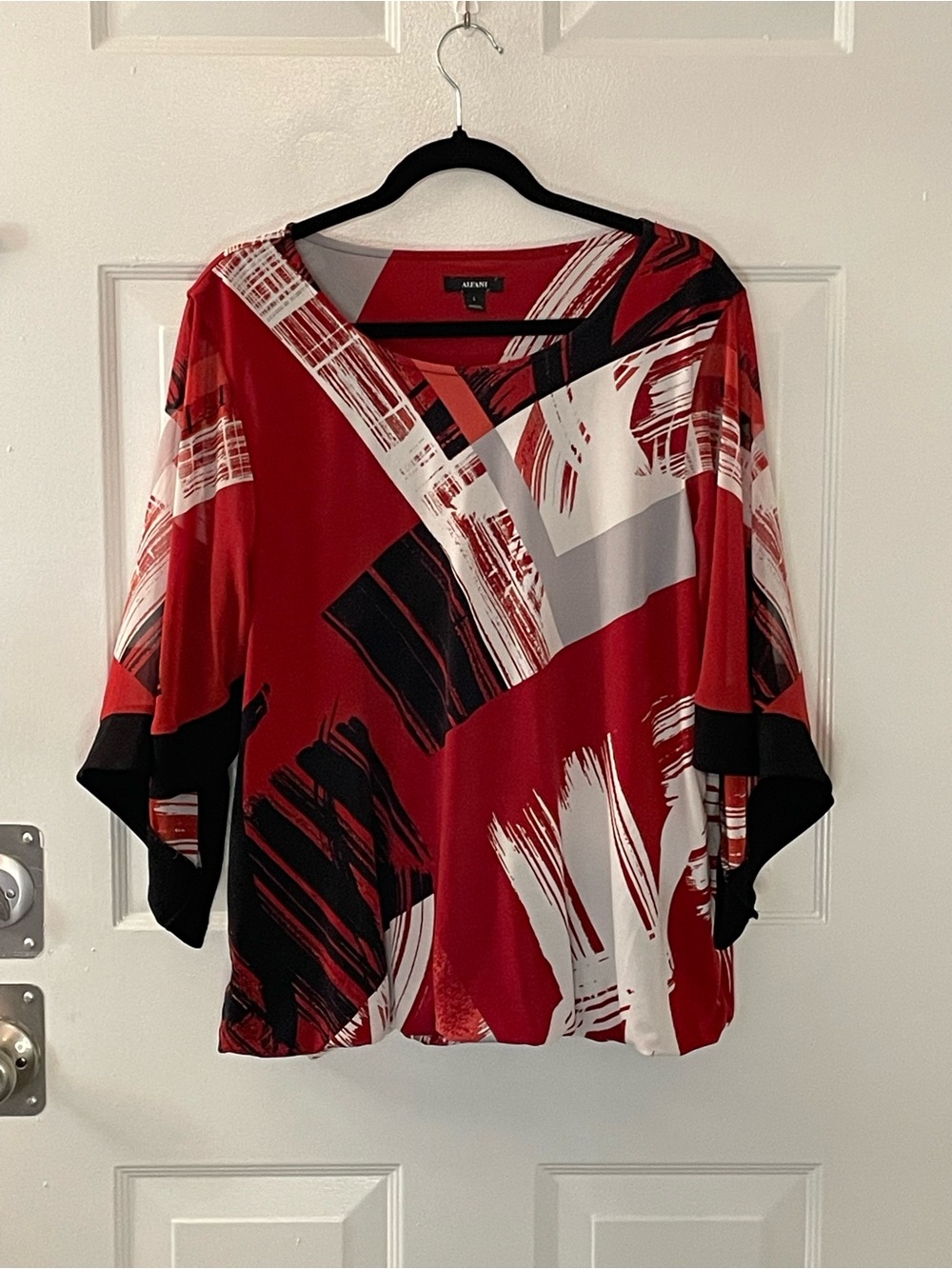 Alfani Red Black White Abstract V-Neck Dolman Tunic
